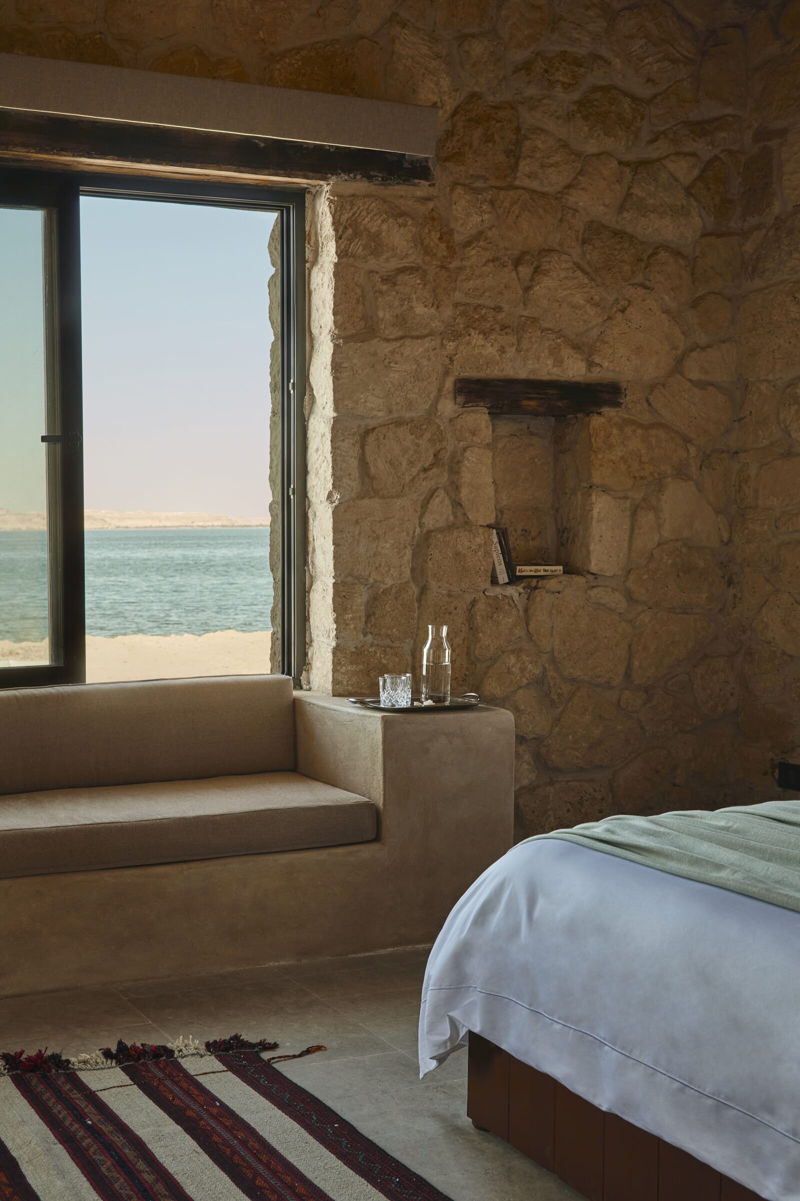 4x4 convoy crossing the Great Sand Sea